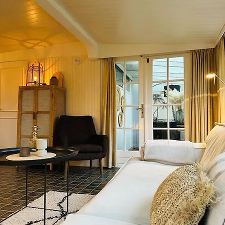 Beleef Strandhuisje Appartement *